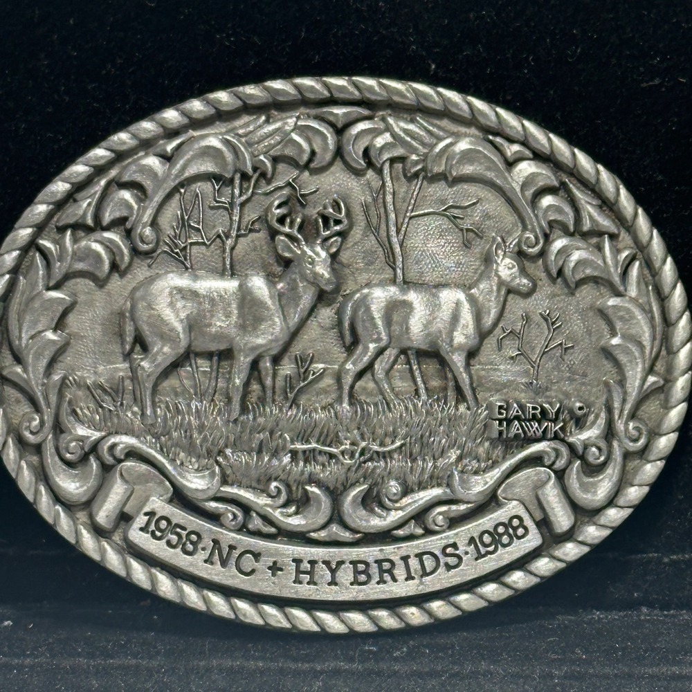 Vintage NC+ Hybrids 30th Anniversary Deer Buck Doe Farm Belt Buckle Gary Hawk